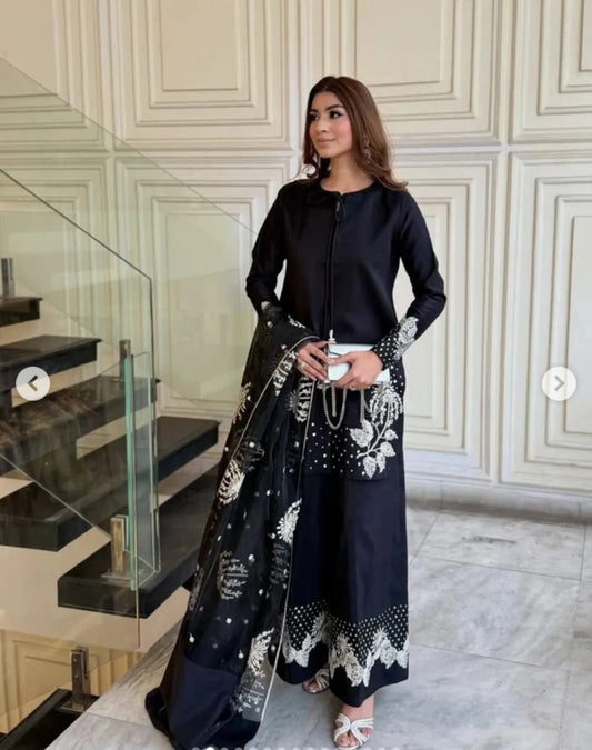 Mahira Summer Luxe Mirza Collection