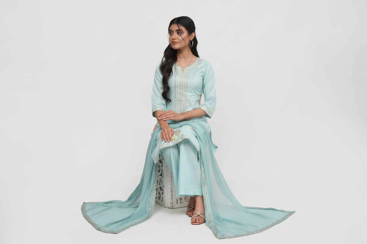 FROSTED BLOOM Mirza Collection