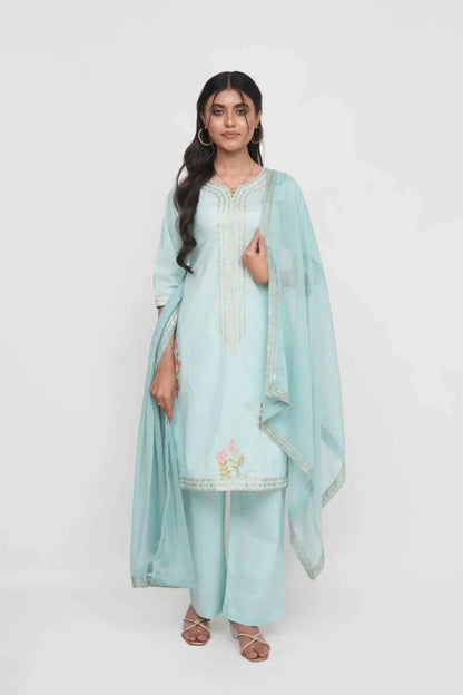 FROSTED BLOOM Mirza Collection