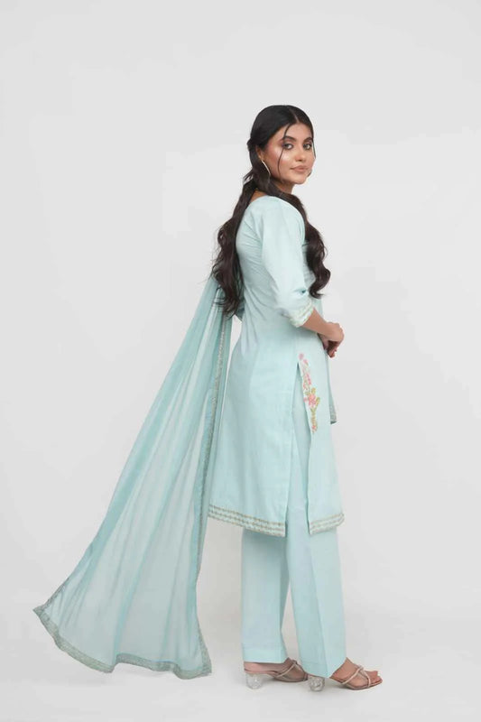 FROSTED BLOOM Mirza Collection