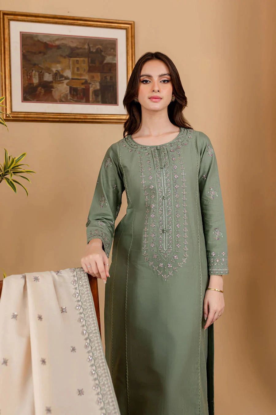 Everyday Chic Lawn Suit 3-PCS Unstitched Luxury Lawn Embroidered Mirza Collection